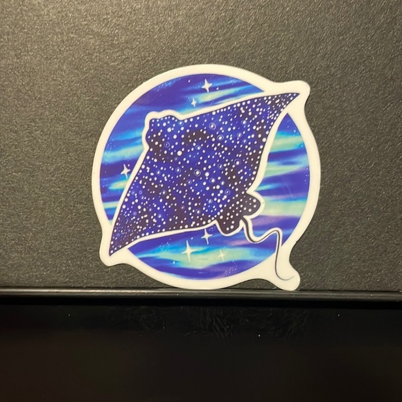 STARY STINGRAY STICKER - Picture 1 of 1